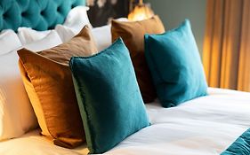The Red Lion Hotel